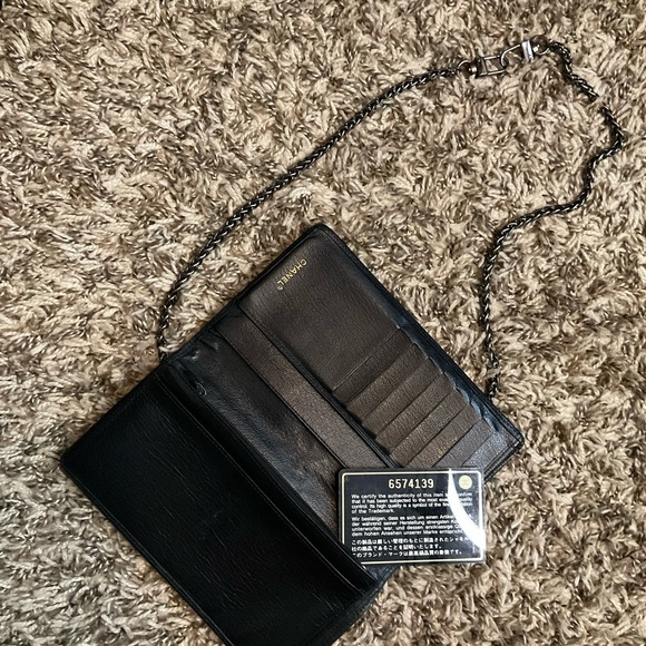 Chanel Black Wallet with Chain - Picture 4 of 4